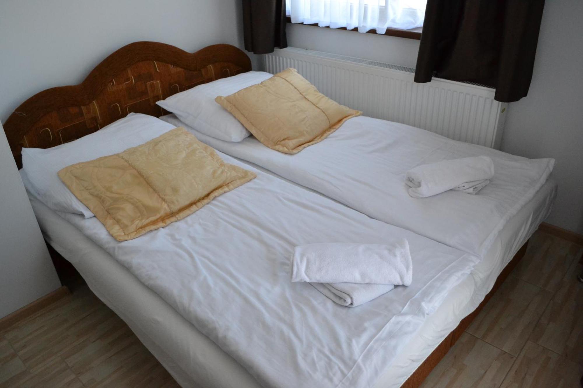 Gosciniec Kaszebe Bed & Breakfast Łeba Exterior foto