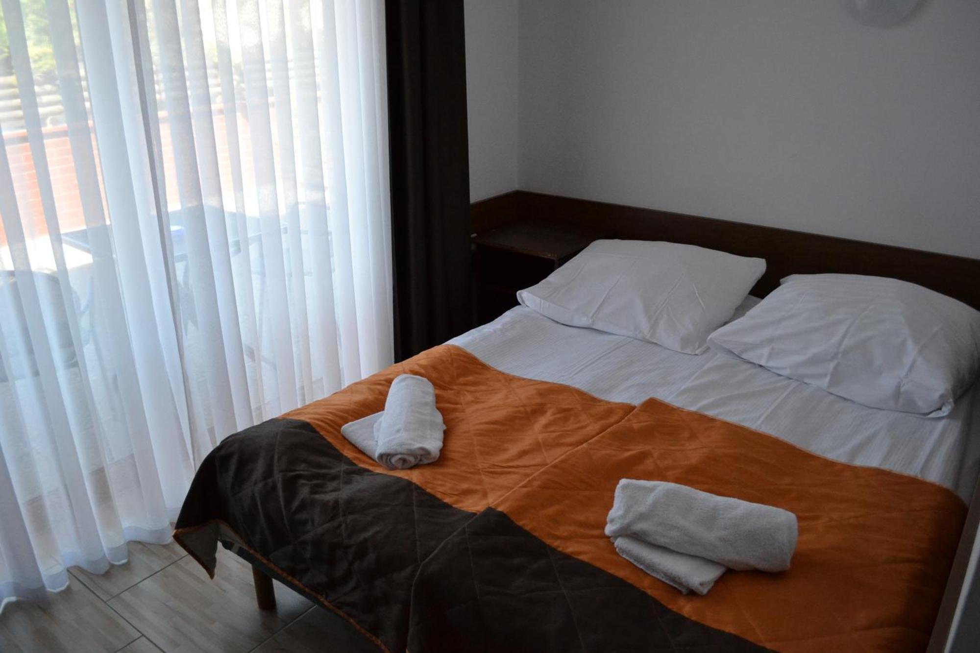 Gosciniec Kaszebe Bed & Breakfast Łeba Exterior foto