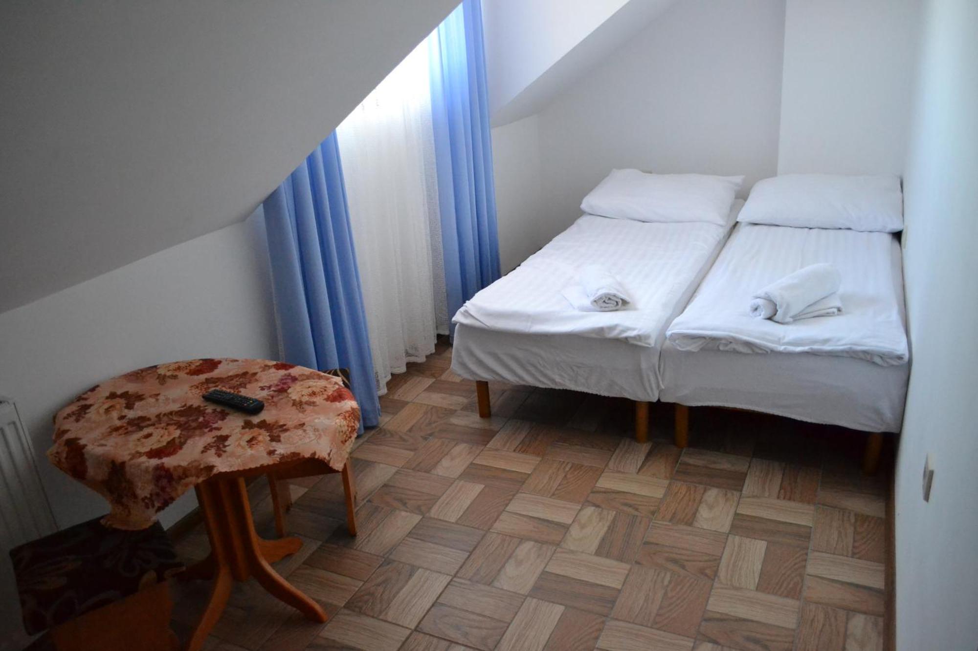 Gosciniec Kaszebe Bed & Breakfast Łeba Cameră foto